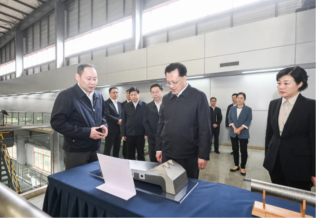 袁家军：聚焦主责主业 履行战略使命 进一步深化国资国企改革