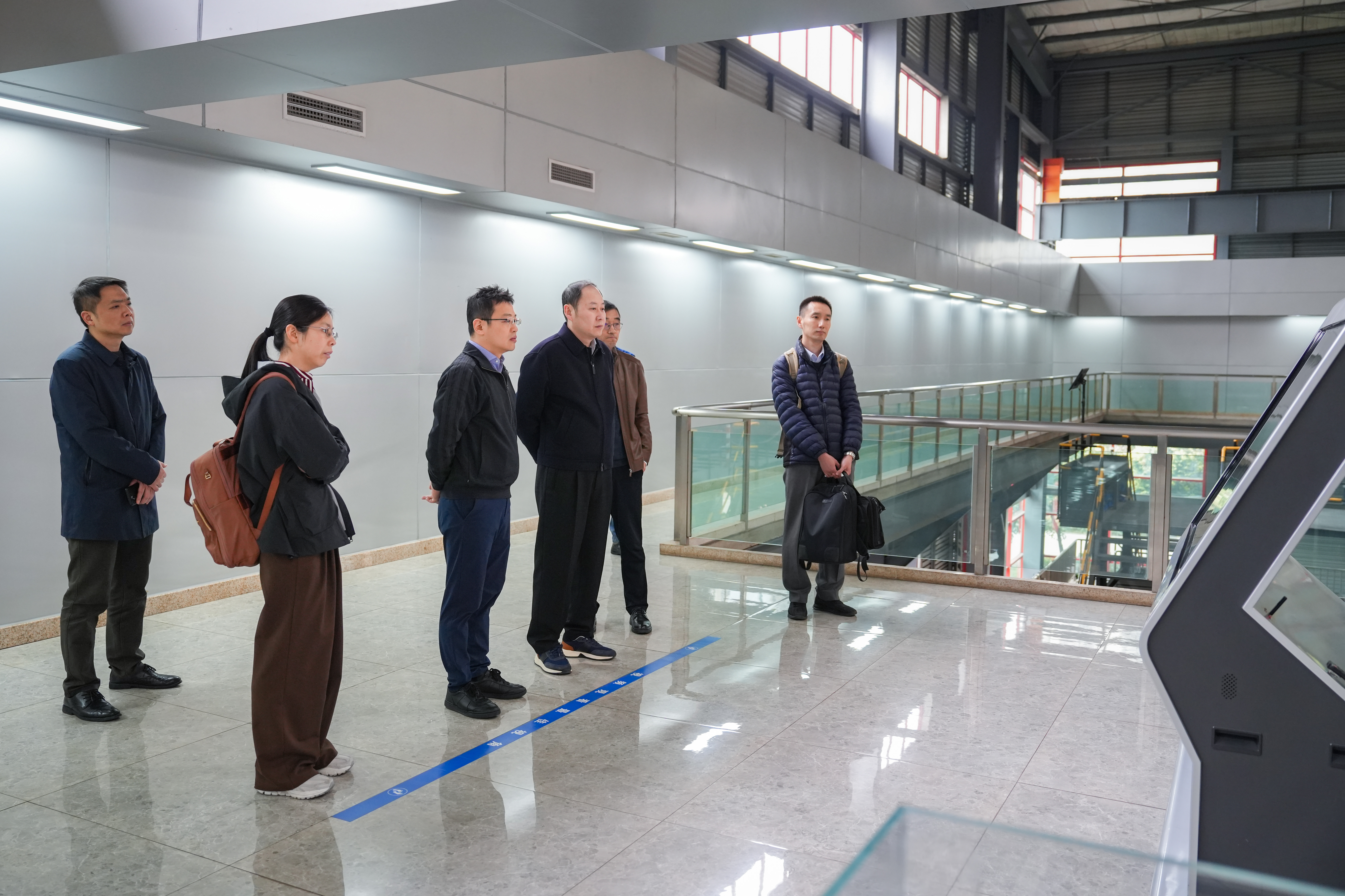 中信环境党委委员、副总经理王松一行到亿兆体育环境集团考察交流